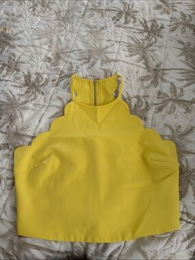 Forever 21 Yellow Scallop-Edge Crop Top